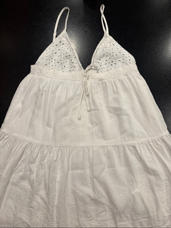 Princess Polly Dresses & Skirts - Princess Polly White Eyelet Tiered Dress / Top
